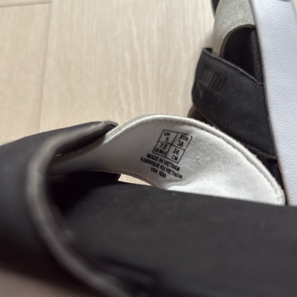 3/$10 Puma Cross Strap Slides Black Gray - Picture 5 of 8